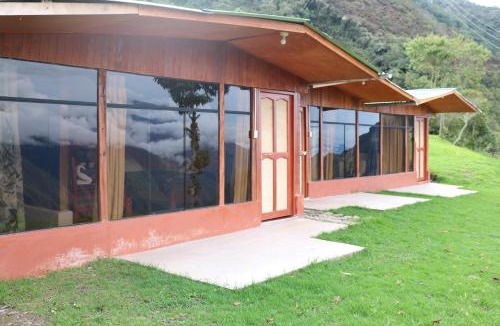 Santa Teresa Cabin | Llactapata Lodge overlooking Machu Picchu - camping - restaurant