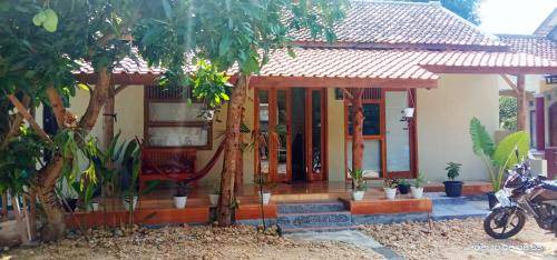 Batu Karas Cabin | Lodge ∙ 2 guests