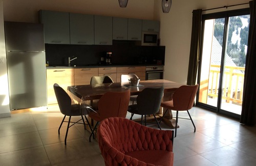 Vaujany Ski Chalet | Luxury apartment close to all amenities