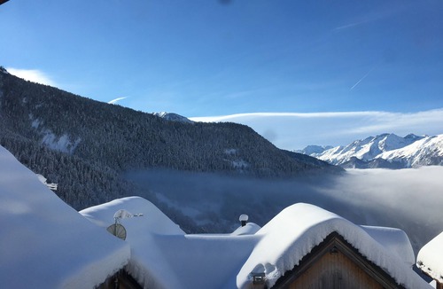 Vaujany Ski Chalet | Luxury apartment close to all amenities