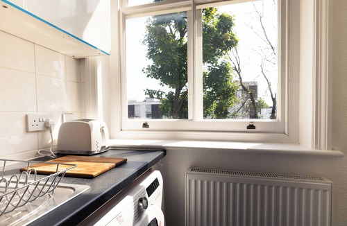 Belsize Apartment | Luxury Apartment Short Lets & Serviced Accommodation Swiss Cottage/Belsize Park