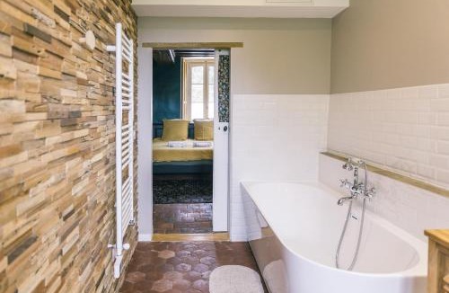 Saint-Romain-le-Preux Bed & Breakfast | Maison d'hôtes le Prieuré du Preux
