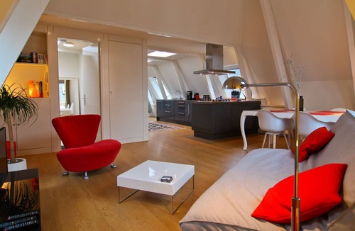 Binnenstad-Zuid Apartment | Modern and bright Loft