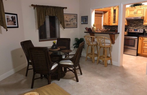 Estate Two Friends Apartment | New Listing! Nature's Ridge. Relaxing Vacation In The Lush Tropical Rain Forest