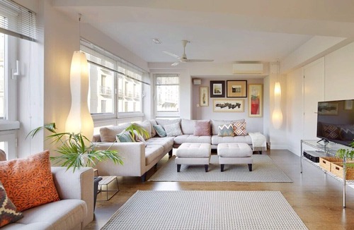 San Sebastian Centro Apartment | ❤ of San Sebastian | Walk Score 99 | 3 Baths