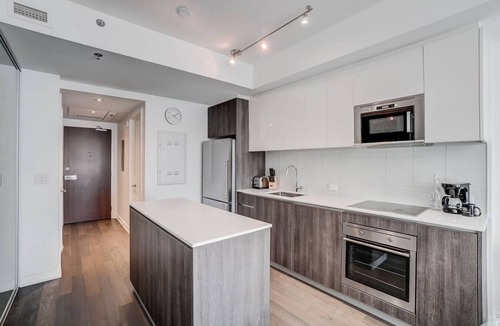 Byward Market - Parliament Hill Apartment | Ottawa - Slater 2B1B