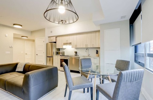 Byward Market - Parliament Hill Apartment | Ottawa - The Met Studio