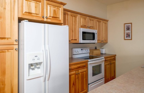 Rossland Condo | Our Most Affordable AND Fantastic Location!