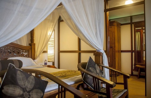 Poovar Hotel | Over The Hill