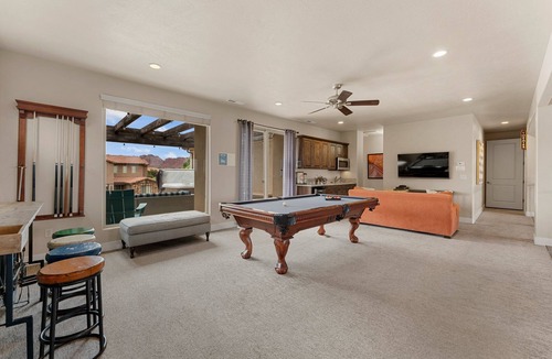 Santa Clara House | Paintbrush Retreat: Private Pool and Hot Tub, Movie Theater + Paradise Village W