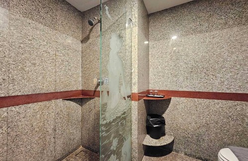 Danok Hotel | Paramount Palace Hotel Dannok