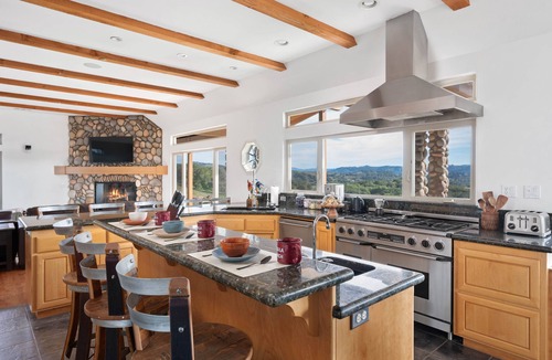 Lompoc House | Private Ranch Retreat