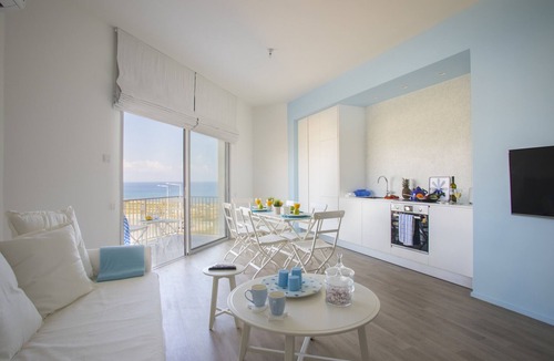 Pernera Apartment | Protaras Seafront Azure Suite