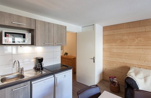 Briancon Apartment | Renovated, comfortable studio · Direct slope access · WIFI · Pets allowed