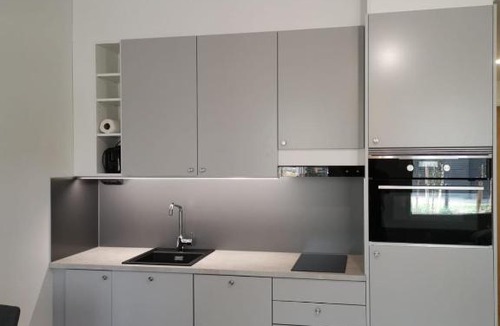 Vantaa Apartment | Ruby studio 5min to Vantaa Airport and 20min to Helsinki center
