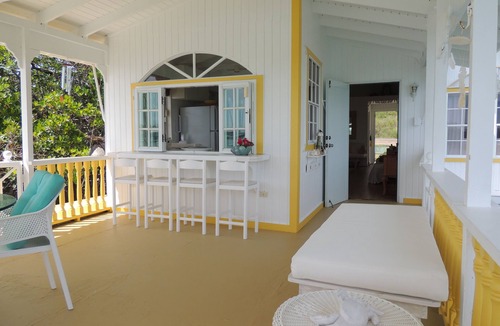 Lajas House | Simply Elegant and Classy