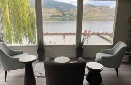 Okanagan-Similkameen House | SkaHaven- Direct Lakefront