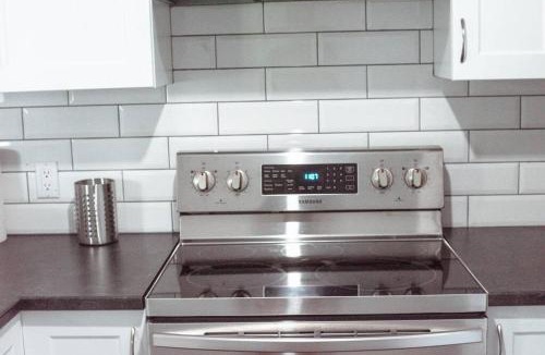 Ville-Marie Apartment | Spacieux Appartement de 3 Chambres downtown