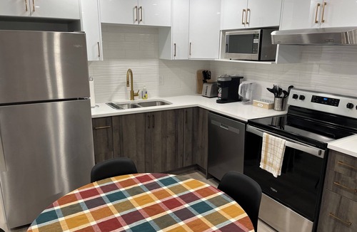 Symons Valley Apartment | Spacious Cozy Legal Basement Secondary Suite in NW