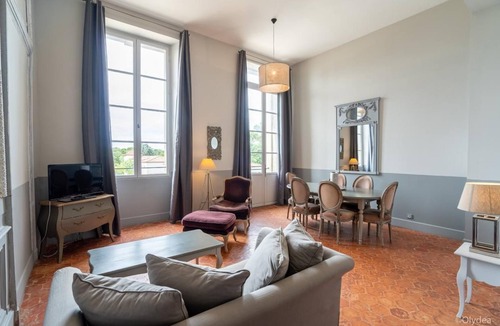La Redorte Condo | Suite Confortable | Espace Bien-Être et Piscine