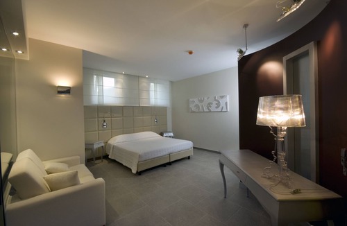 Frosinone Hotel | Suite Testani