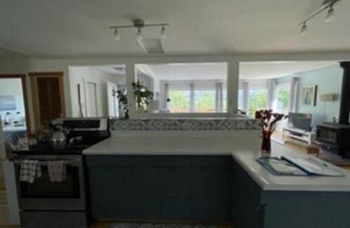 Nelson House | Sweet Creek Retreat