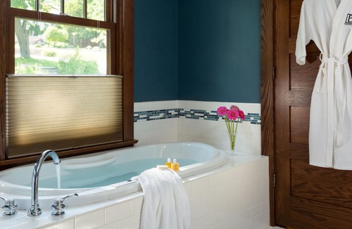 Regent Bed & Breakfast | The Buckingham Inn