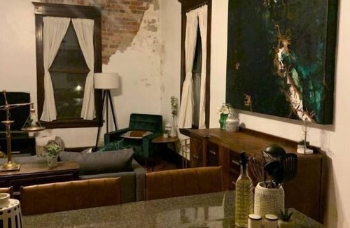 El Paso Apartment | The Courthouse Loft - History with a hot tub!