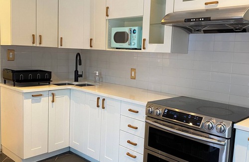 District d'Aylmer House | The Green On Bancroft: Fabulous Organic Family Home