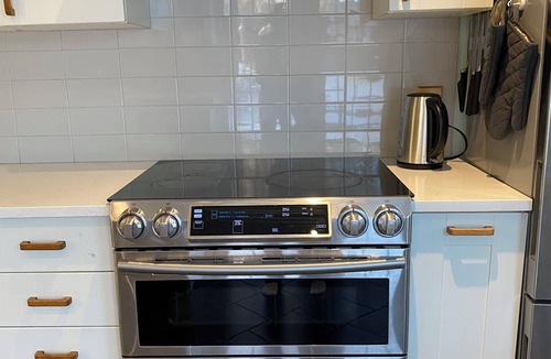 District d'Aylmer House | The Green On Bancroft: Fabulous Organic Family Home