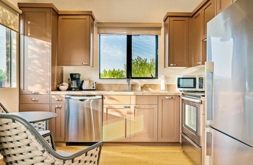 Ivins Condo | The Nest - Upper Floor Suite w/Red Rock Views