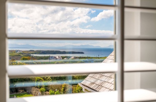 Rhoscolyn Apartment | The Roost at The White Eagle