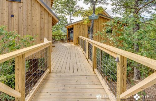 Gatlinburg House | The Spruce in Treehouse Grove at Norton Creek