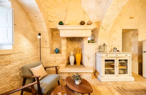 Martina Franca Villa | Trulli Carmina - Five Bedroom Villa, Sleeps 10