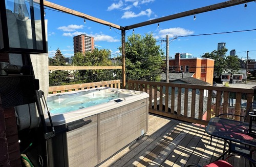 Little Italy House | Two bedroom full house downtown Little Italy, Ottawa with upper deck spa.