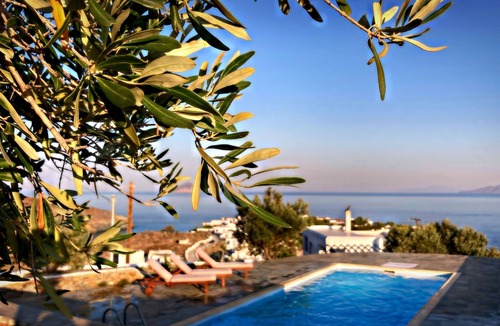 Kanala Apartment | Verros Suite: Private Suite in Unique Pool Villa