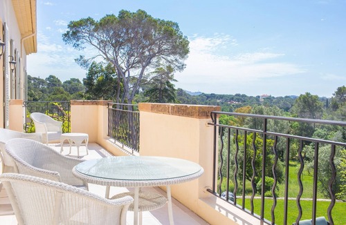 Saint-Raphael Villa | Villa Amalie - Fifteen Bedroom Villa, Sleeps 32