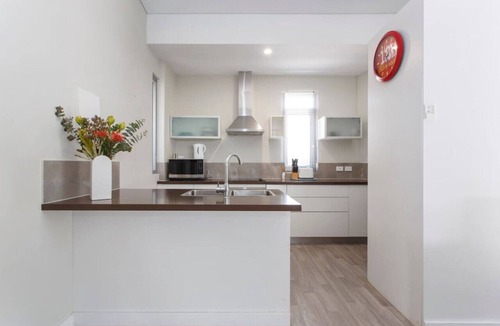 Beckenham Apartment | Waverley apartment F-two bedrooms, wifi available