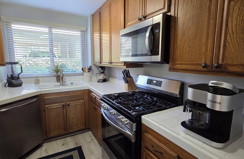 Callender House | Where value and excellence in traveling meet. Come check us out!