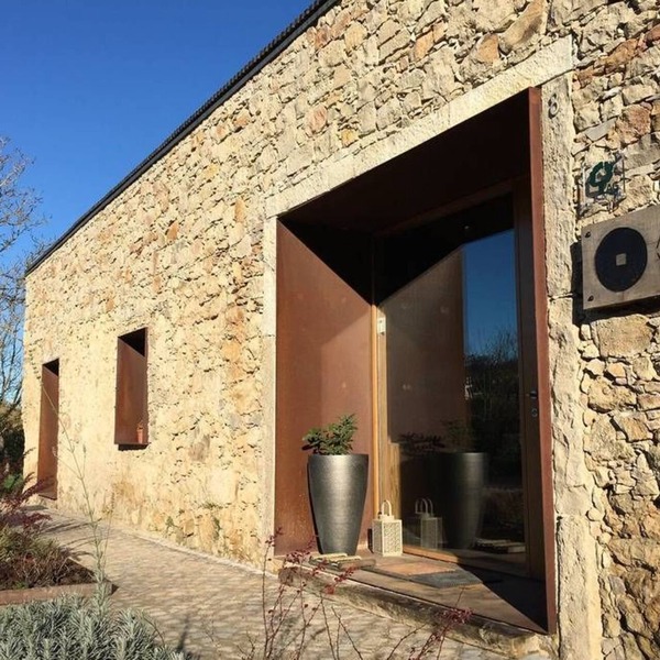 Acquavilla House