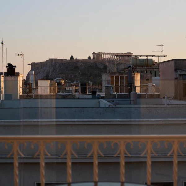 Acropolis View Studio 8th Floor Wake Up to the Parthenon