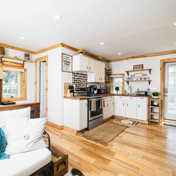 Charming Patchogue Cottage!
