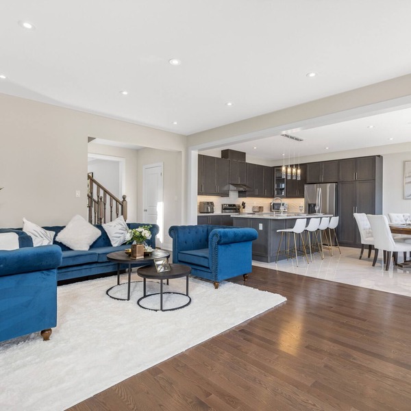 Executive 5BR-4BATH Detached Retreat Brampton/Miss Border