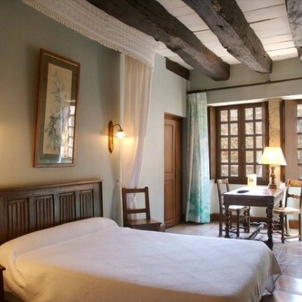 Hostellerie de Pérouges in Perouges
