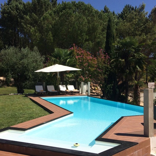 Quinta do Guerra, Villa with private pool, jacuzzi and tennis court.