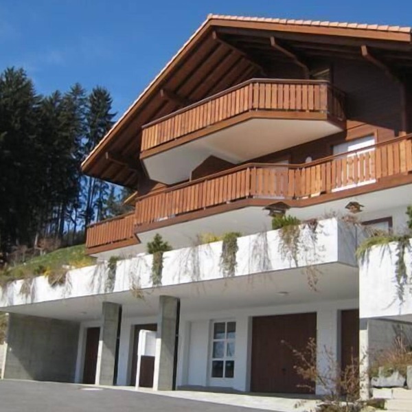 Very comfortable flat with a magnificient view to the lake and the mountains