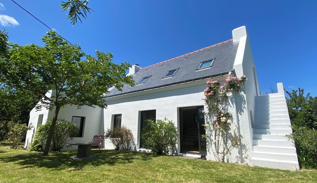 Bright family home in Kerdavid