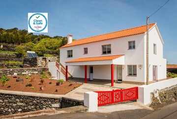 Apartment with sea view, Pico Island, Azores, by iZiBookings
