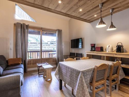 Appartement Duplex Central, Proche Pistes, Piscine, 5 Pers. - FR-1-519-8