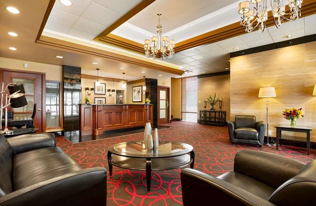 Best Western Plus Columbia River Hotel
